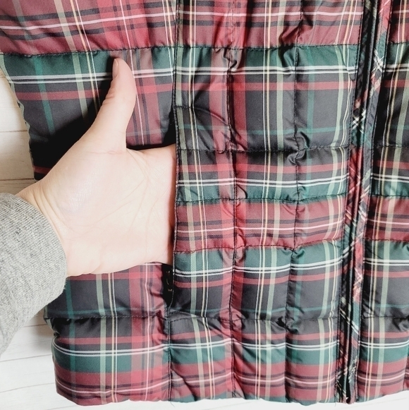 Eddie Bauer Tartan Plaid Premium Goose Down Puffer Vest, sz Medium - Picture 2 of 12